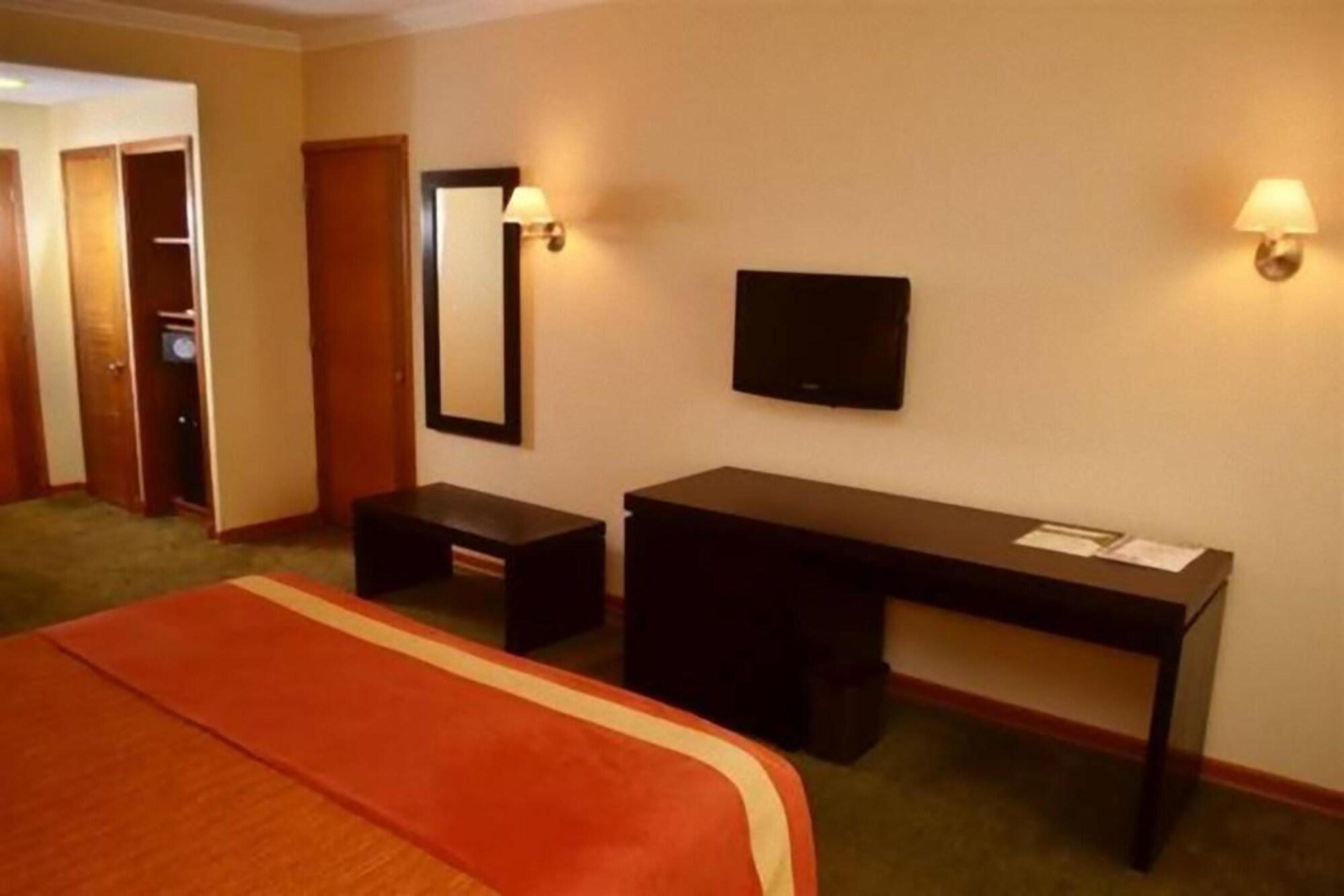 Hotel Diego De Almagro Arica Bagian luar foto